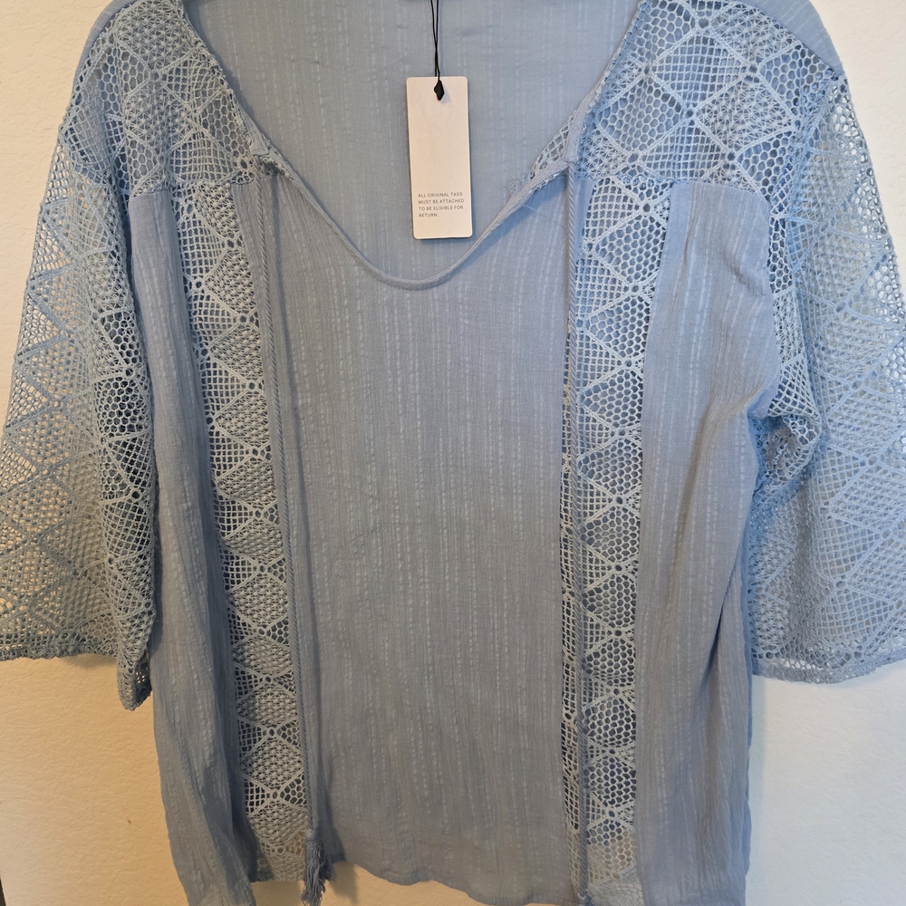 Chic Light Blue Lace Women's Blouse